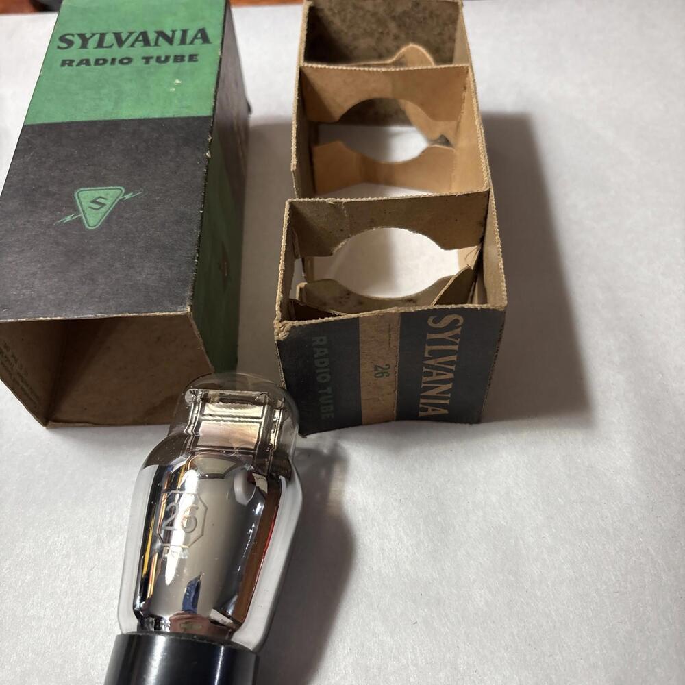 NOS Vintage Sylvania 26 Radio Vacuum Tube In Original Box Tested - Picture 3 of 7